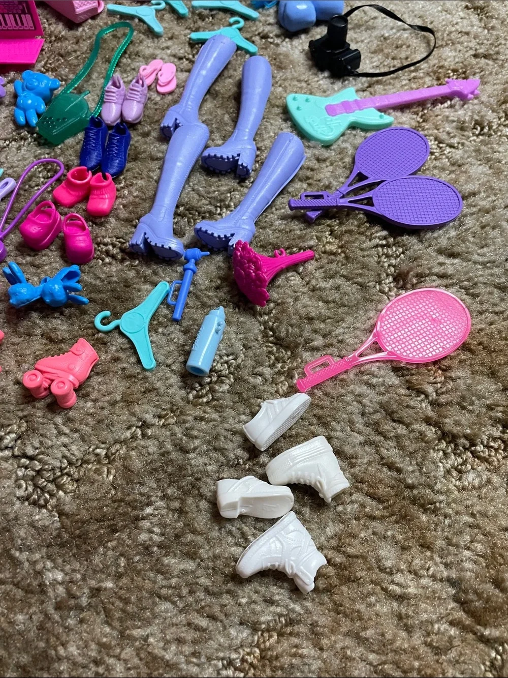 Mixed Lot Barbie Accessories & Shoes